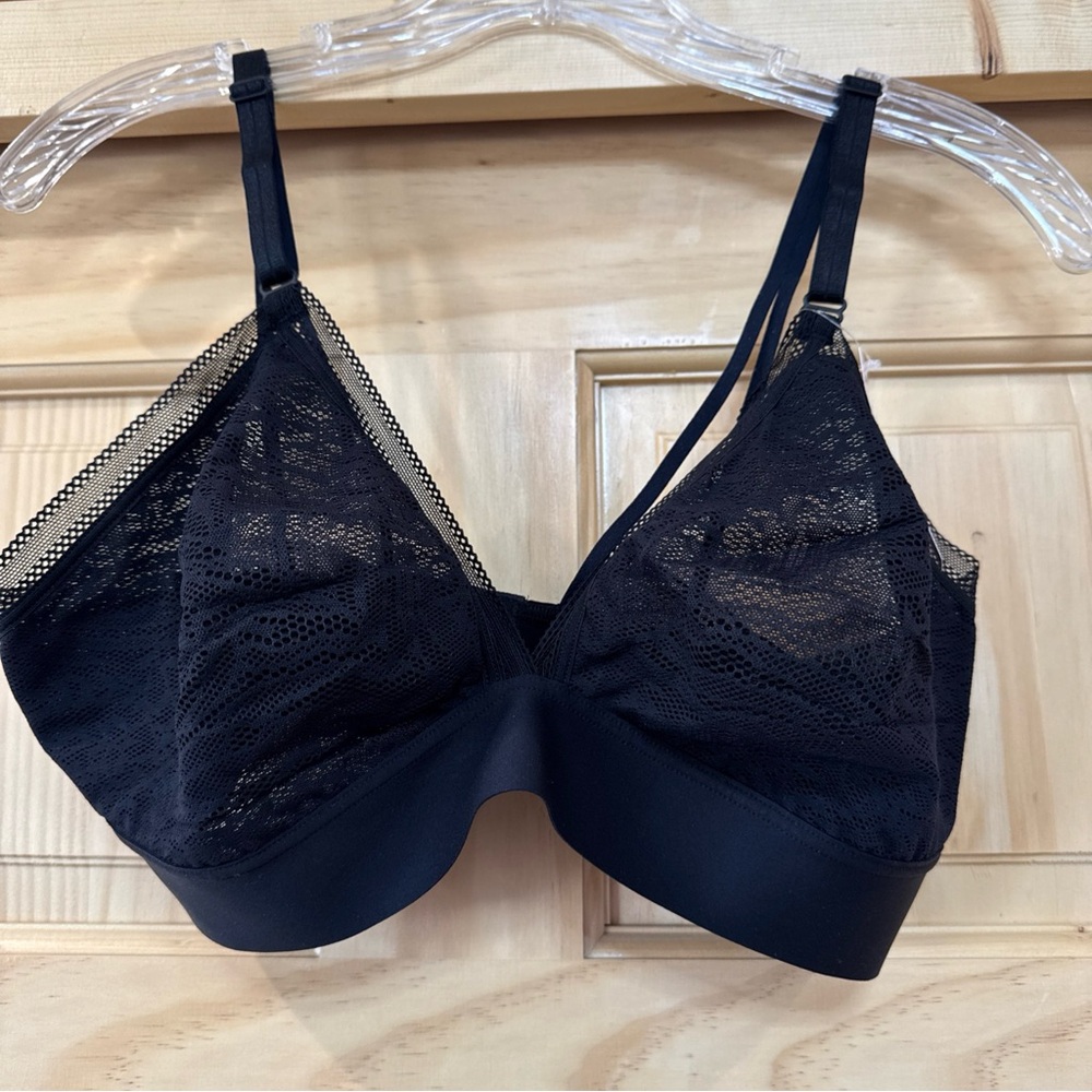Soma Bra Womens XLarge Black Lace Triangle Soft Bra Bralette Wireless Hook Eye